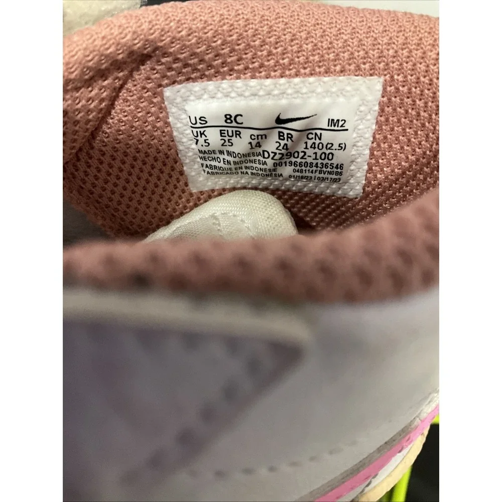 NIKE Blazer Mid '77 DZ2902-100 White/Fuchsia Sneakers Sz 8C
